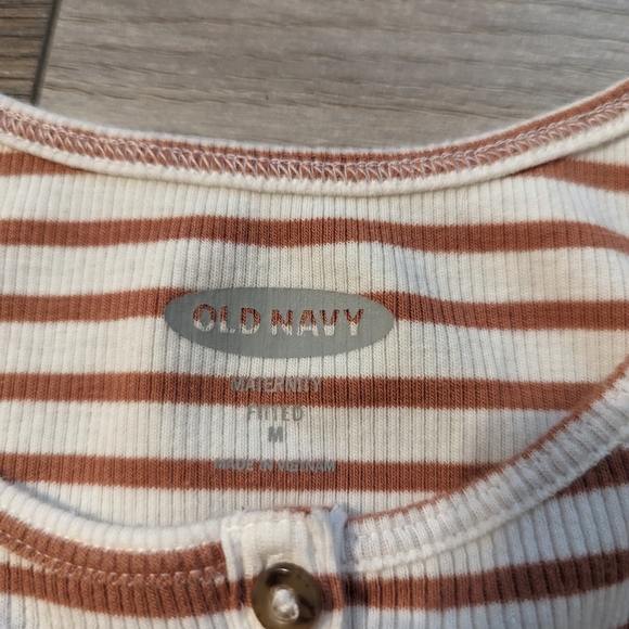 Old navy striped maternity tank - Picture 2 of 2